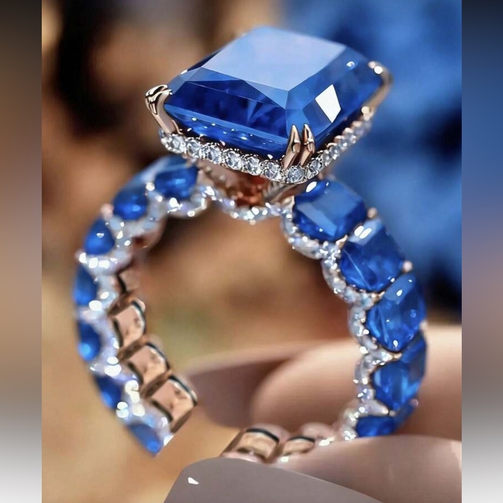 Elegant Blue Gemstone Ring
